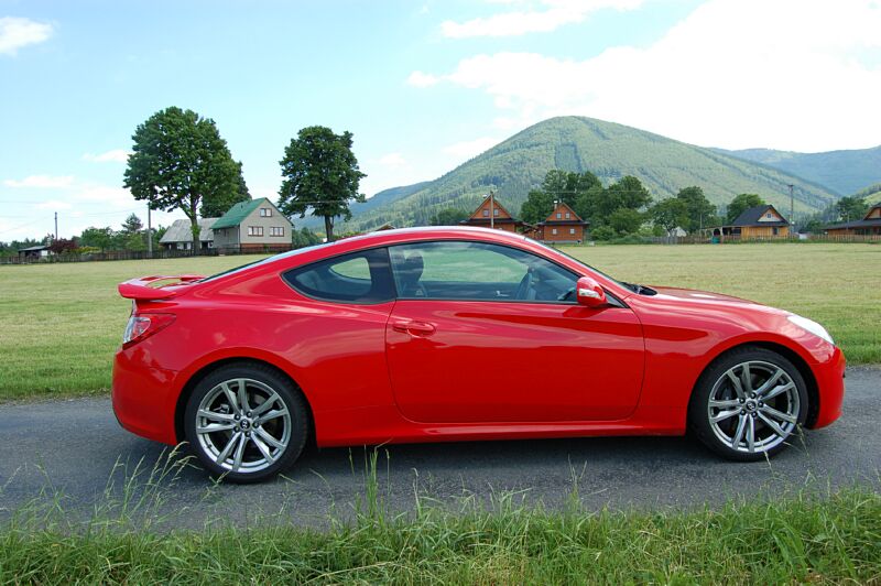 Hyundai Genesis Coupe