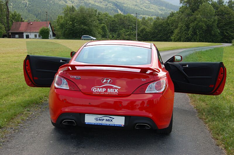 Hyundai Genesis Coupe