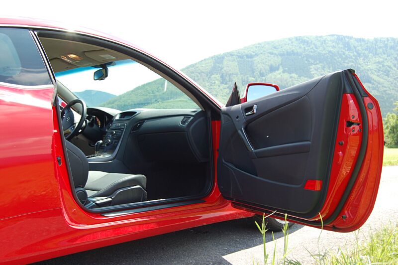 Hyundai Genesis Coupe
